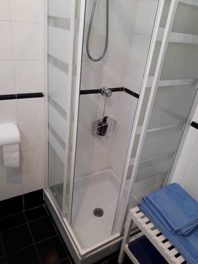 Apartamento Turistico Jardines De Asura Madrid Exterior foto